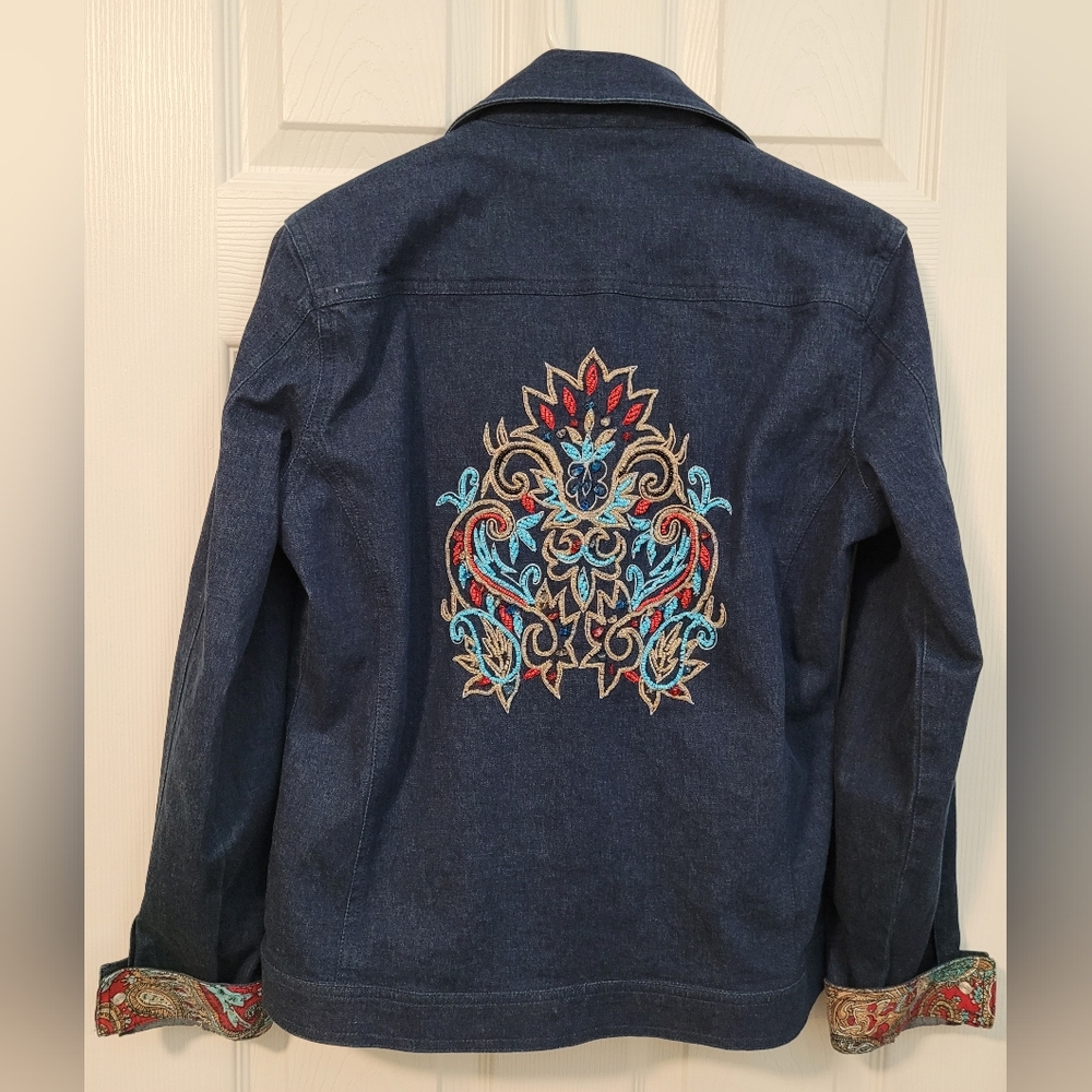 Dolce Small Blue Jean Jacket Beaded Back Embroidered Cuffs Lining Button Up